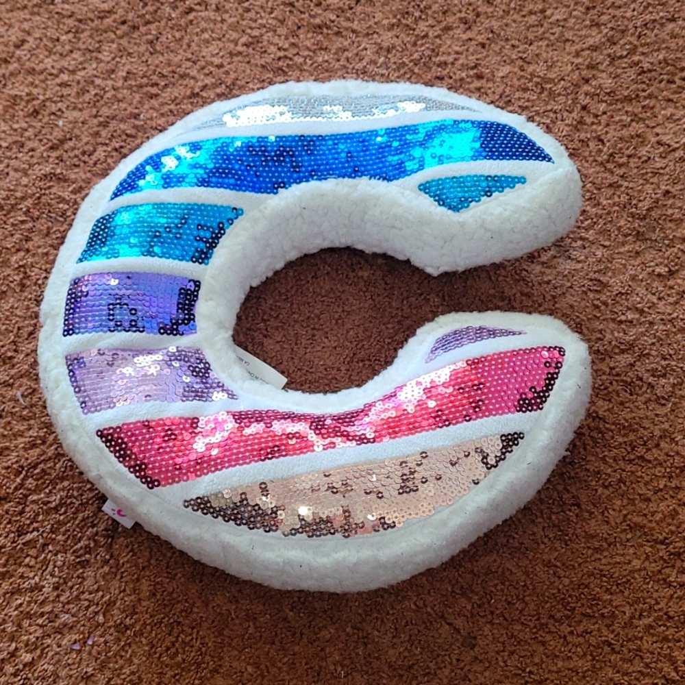 Initial pillow